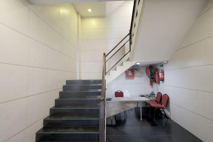 HOTEL SHAGUN ROOMS & BANQUET Surat