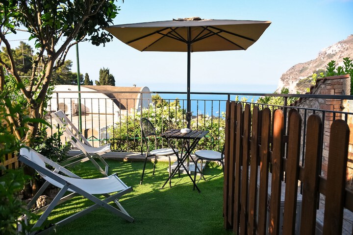 Terrace/Patio 32 of 106