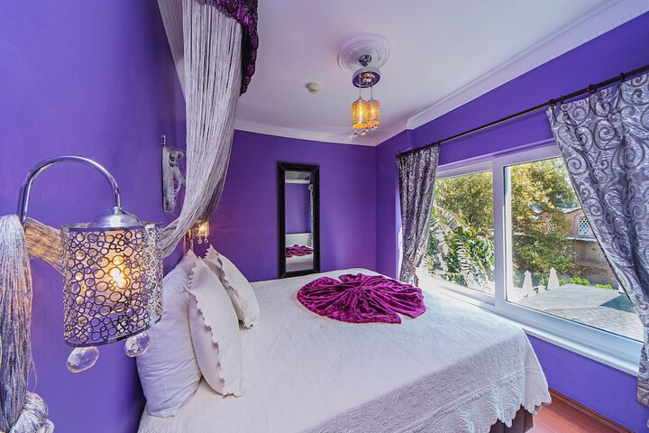 Room 8 of 47