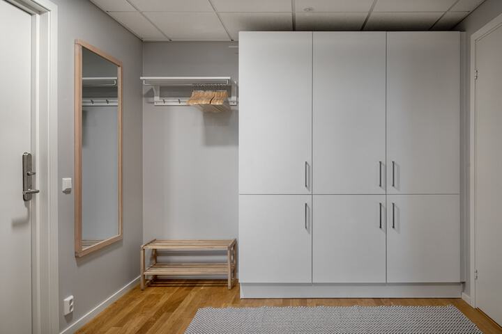 Room 9 of 47