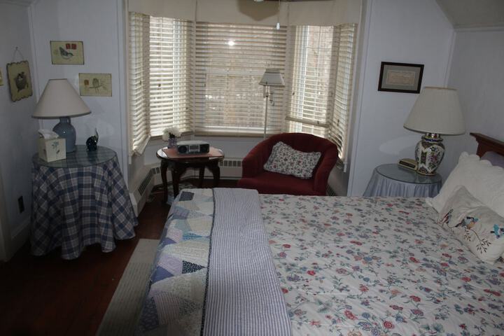 Room 5 of 14