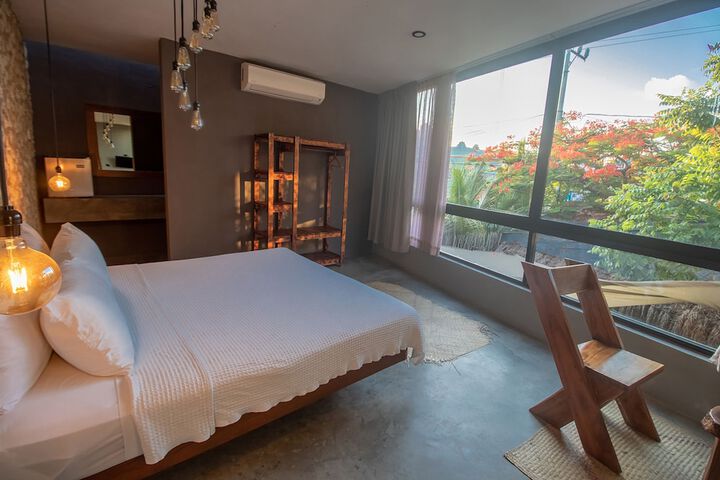 Room 17 of 42