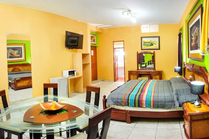 Room 8 of 36
