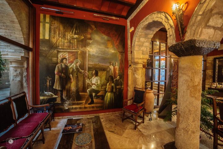 Entrance & Lobby