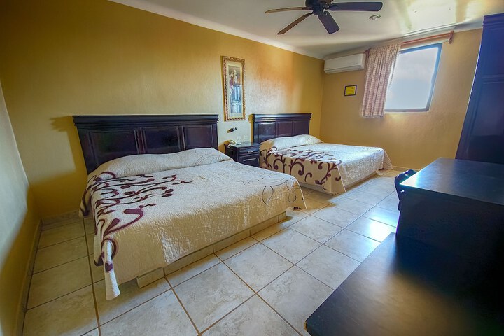Room 15 of 42