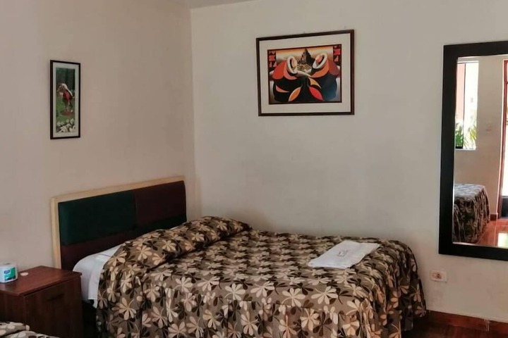Room 2 of 14