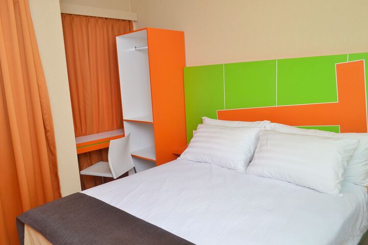 Room 27 of 57