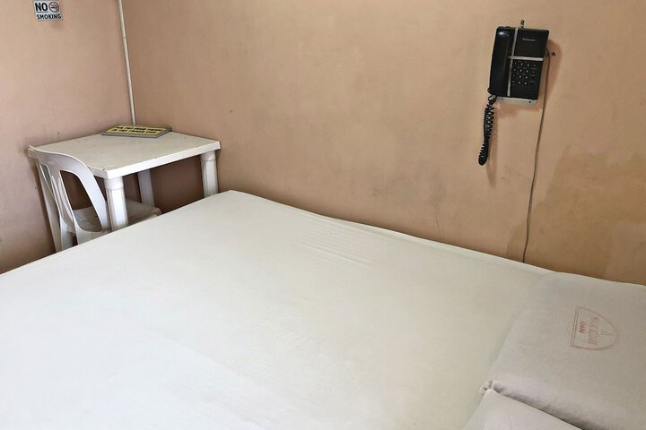 Room 8 of 26