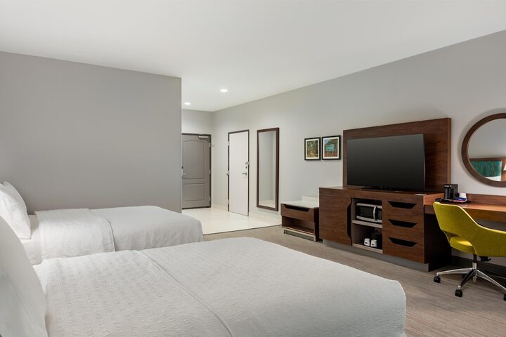 Room 9 of 45