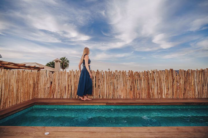 Pool 23 of 36