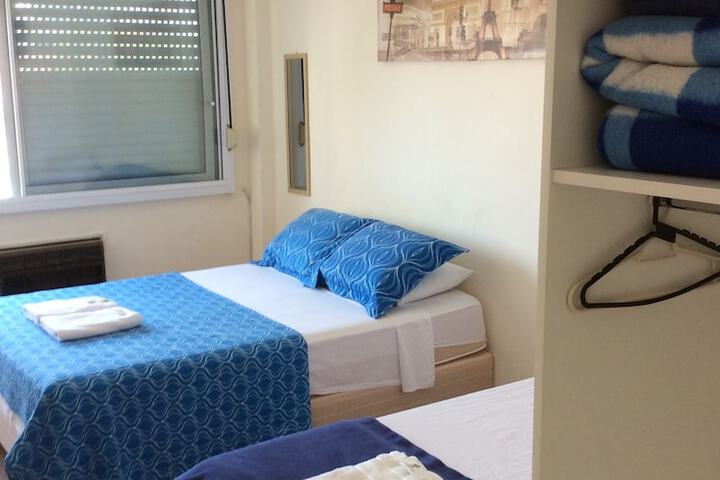 Room 17 of 39