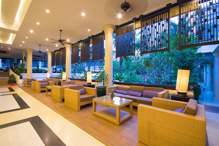 Hotel Interior 4 of 152