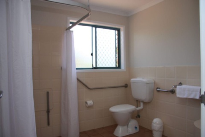 Room 203 of 336