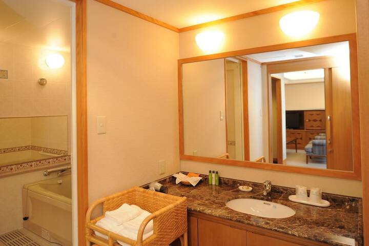 Room 31 of 54