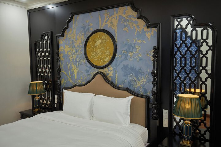 Room 14 of 36