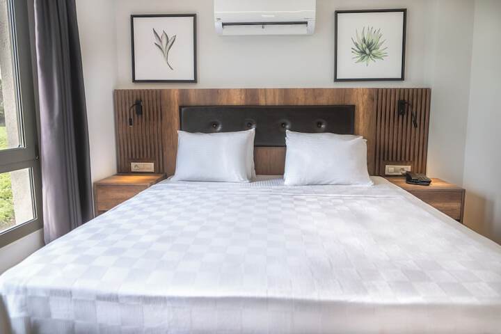 Room 44 of 169