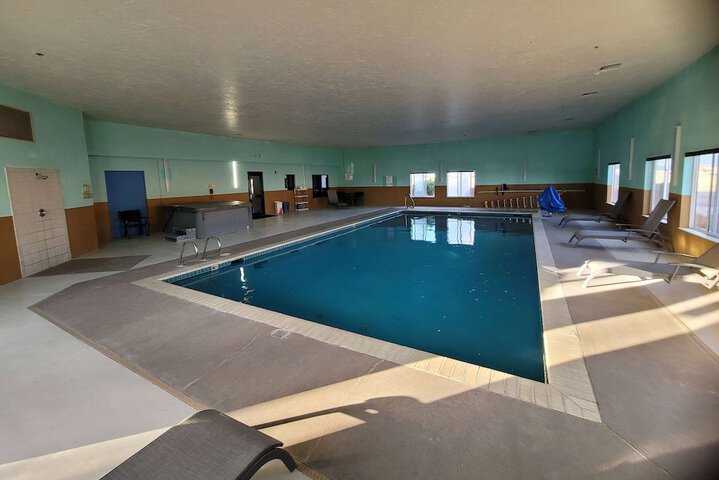 Pool 39 of 68