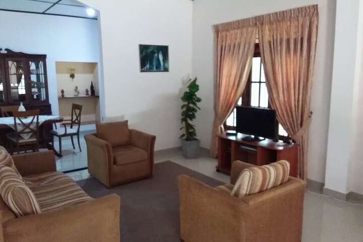Room 13 of 29