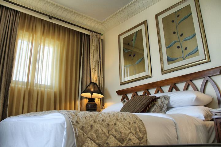 Room 13 of 71
