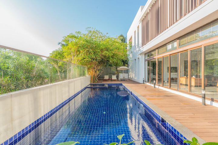 Pool 17 of 23