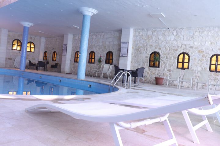 Pool 55 of 110