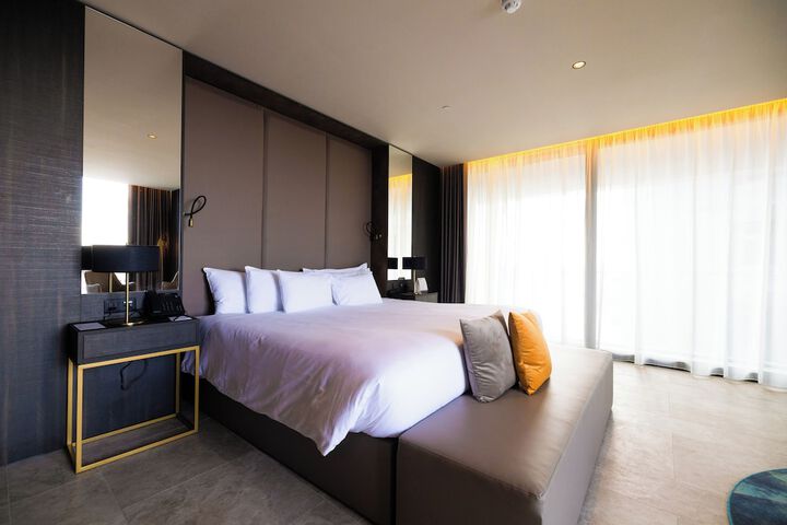 Room 30 of 115