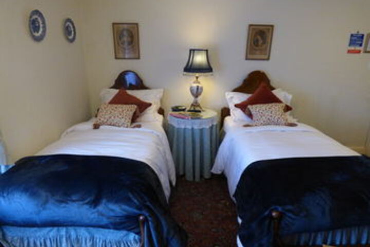 Room 10 of 20