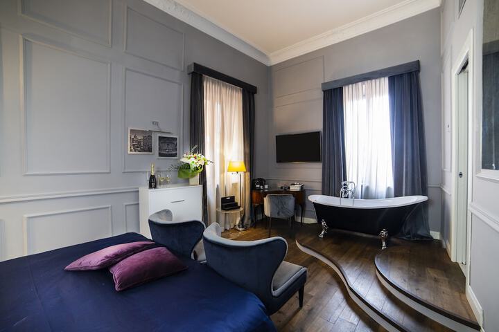 Room 14 of 41