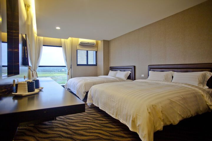 Room 19 of 36