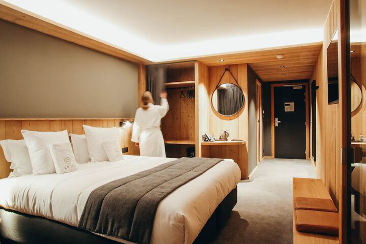 Room 10 of 63