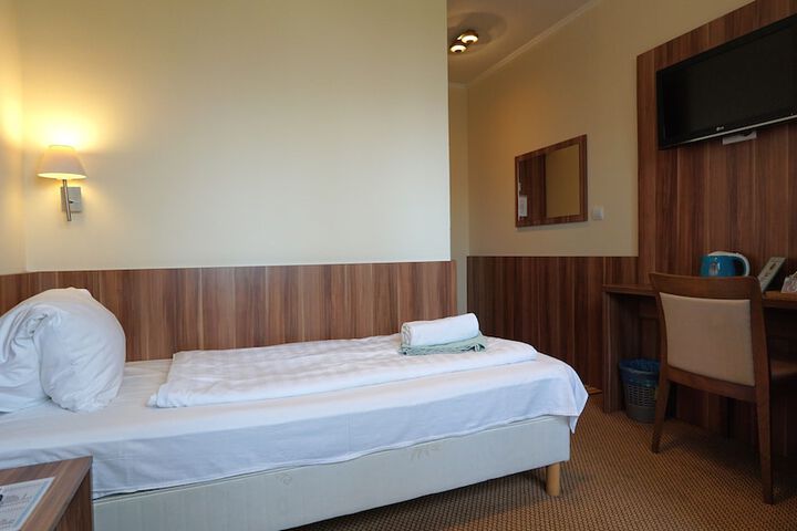 Room 19 of 88