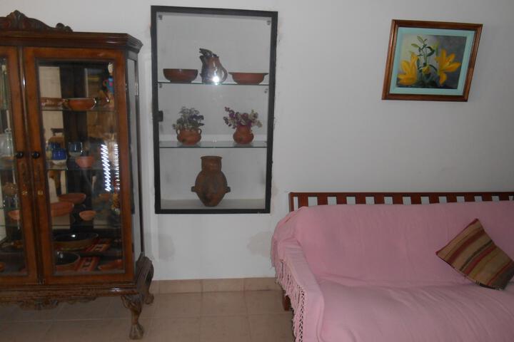 Room 3 of 28