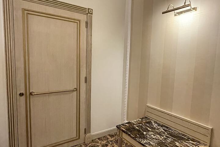 Room 16 of 57