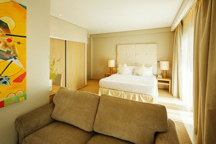 Room 5 of 46