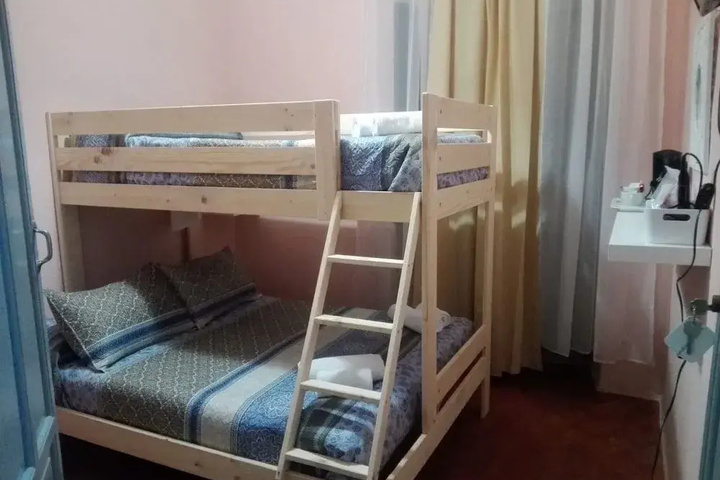Room 6 of 22
