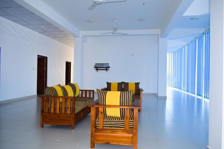 Room 3 of 8