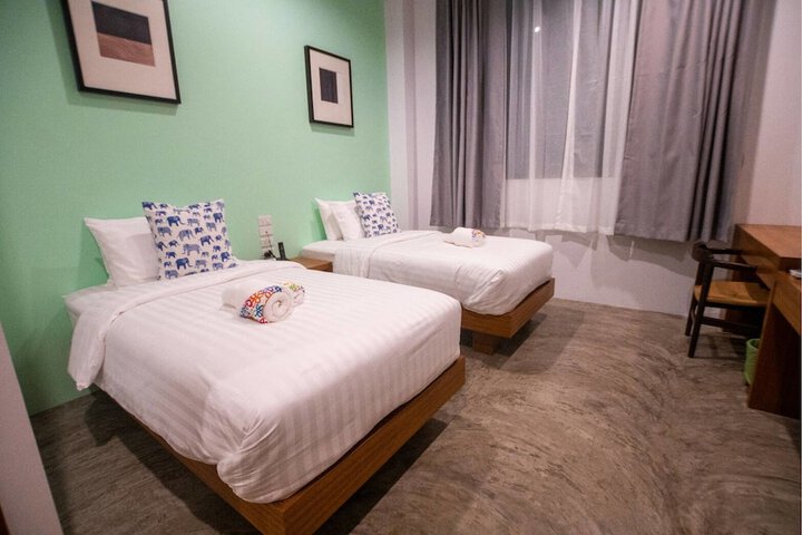 Room 10 of 49