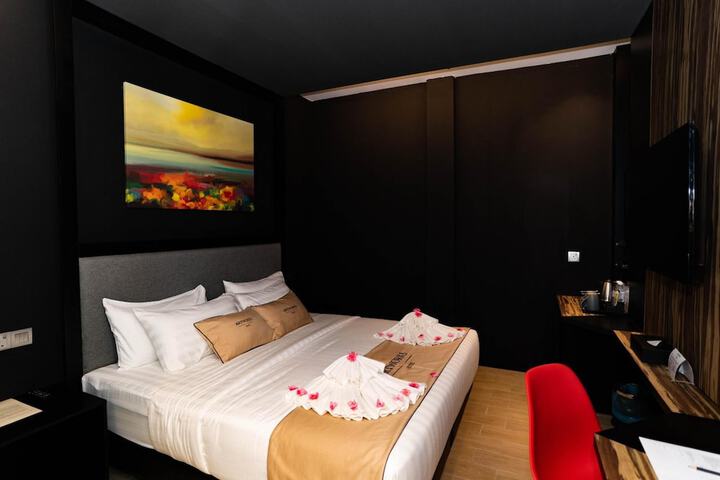 Room 34 of 73