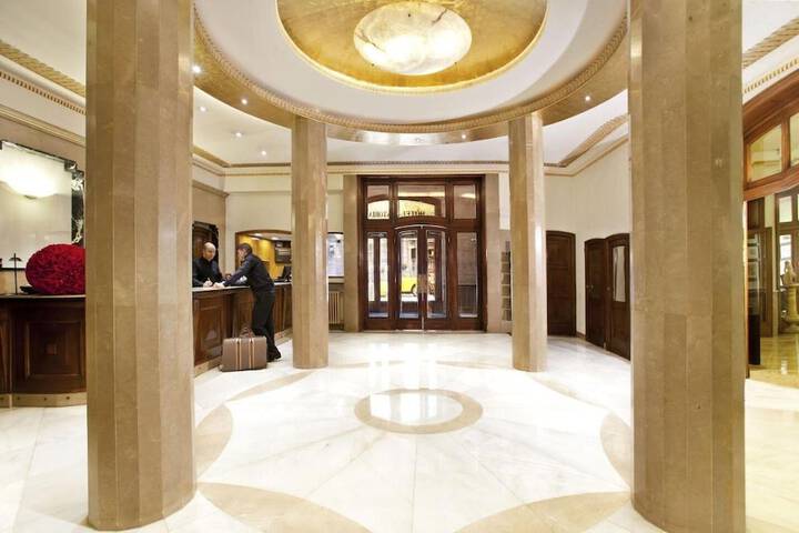 Hotel Interior 7 of 71