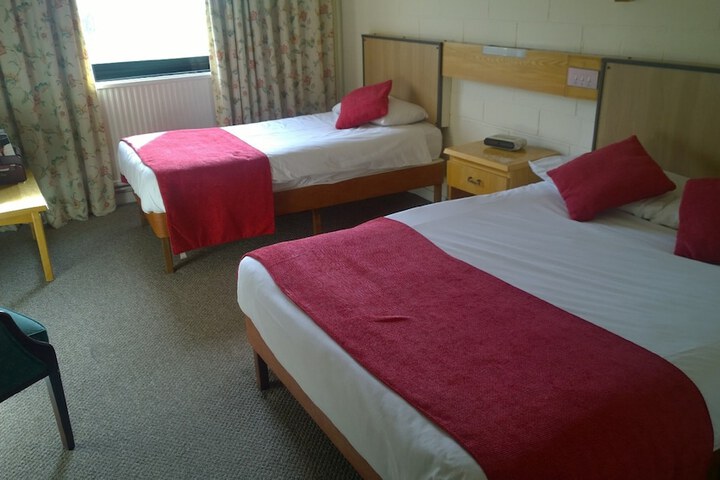 Room 10 of 46
