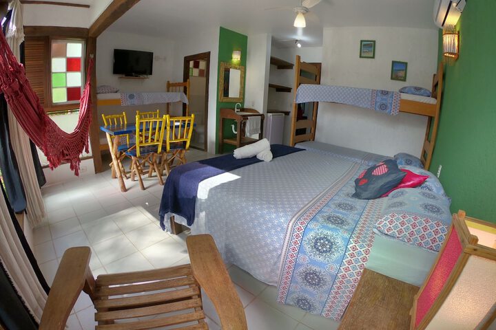 Room 30 of 104