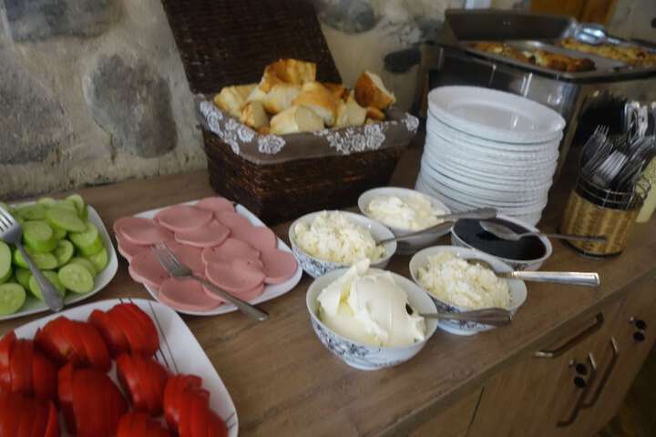 Breakfast/Coffee Service 24 of 33