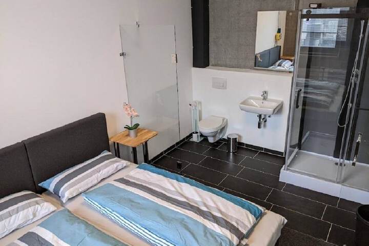 Room 15 of 54