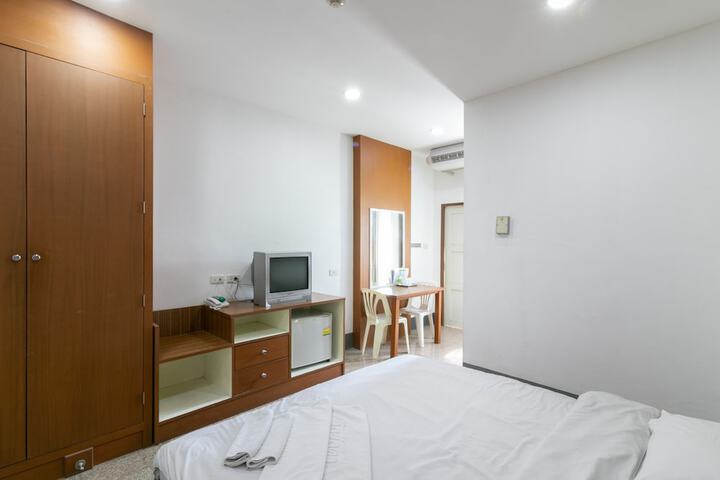 Room 14 of 56