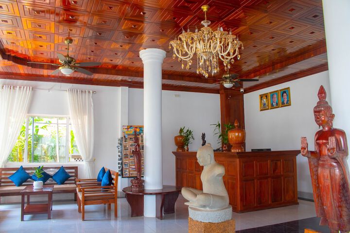 Hotel Interior 6 of 105