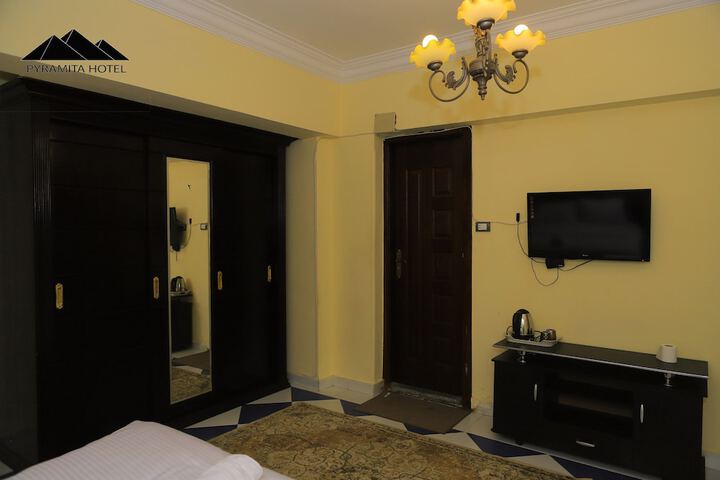 Room 50 of 95