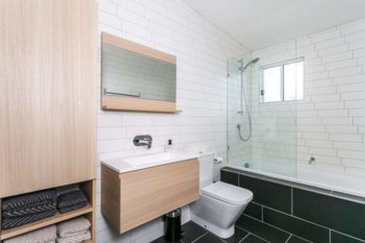 Room 2 of 21