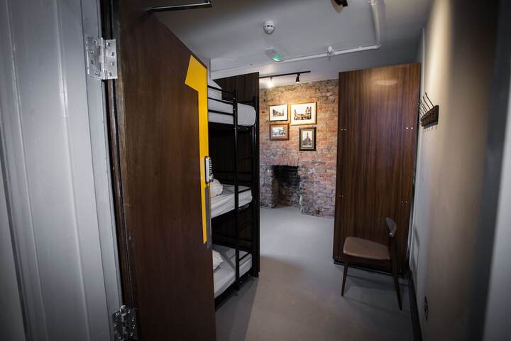 Room 9 of 55
