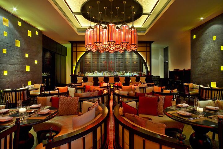 Dining 165 of 251