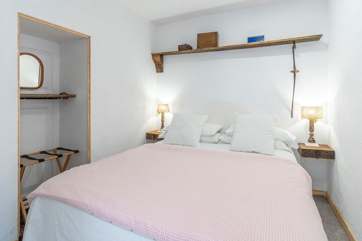 Room 20 of 69